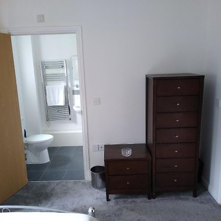 לונדון Stylish Private Double Room W/Ensuite מראה חיצוני תמונה