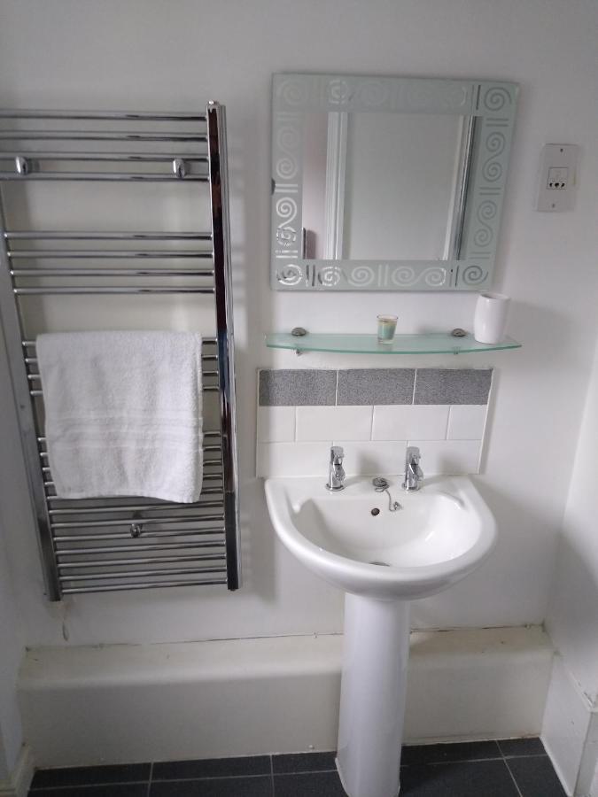 לונדון Stylish Private Double Room W/Ensuite מראה חיצוני תמונה